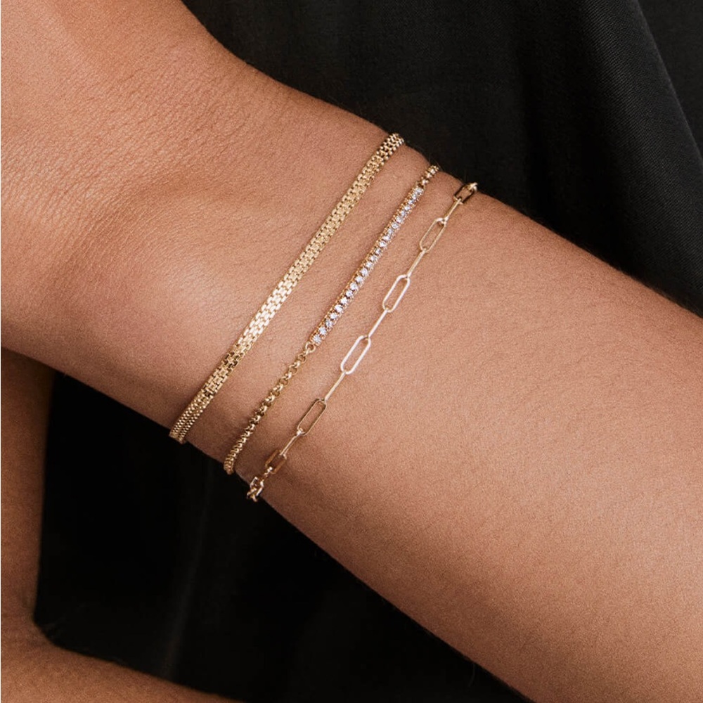 Mejuri 14K Gold Pavé Diamond Bar Bracelet | Adjustable 6–7” | Like New